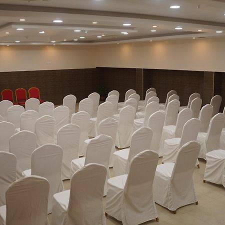 Kani Residency Hotel Tuticorin Esterno foto