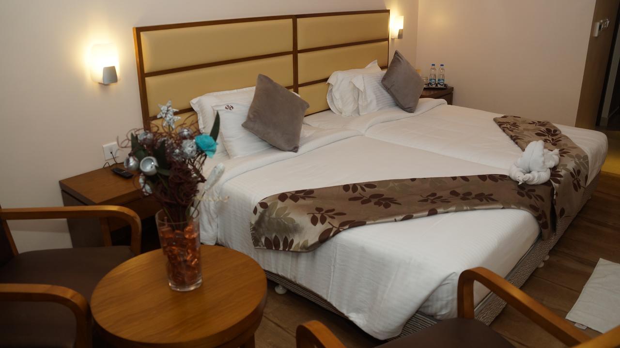 Kani Residency Hotel Tuticorin Esterno foto