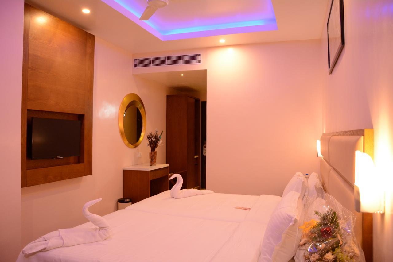 Kani Residency Hotel Tuticorin Esterno foto