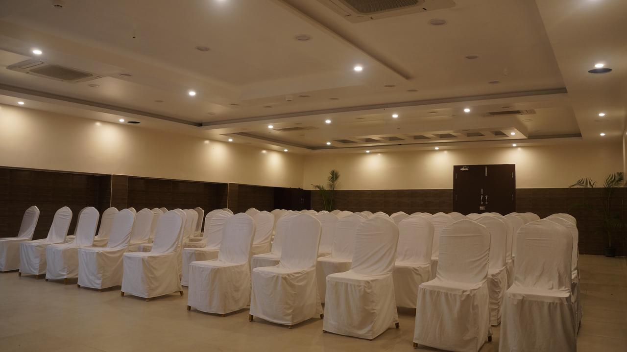 Kani Residency Hotel Tuticorin Esterno foto